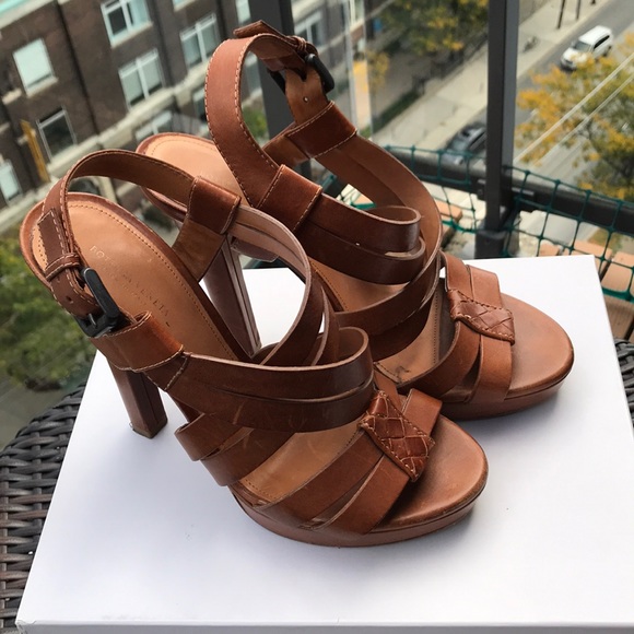 🎉HP🎉 BOTTEGA VENETA Platform Sandals Size 39/9 - Picture 2 of 16
